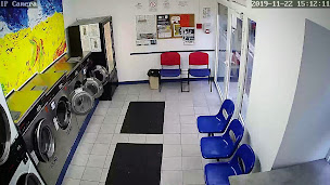 Photo n°8 de Laverie Libre Service l'albinque à Castres (Laverie automatique)