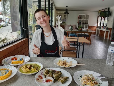Cooking in chiang mai cooking school photo 4