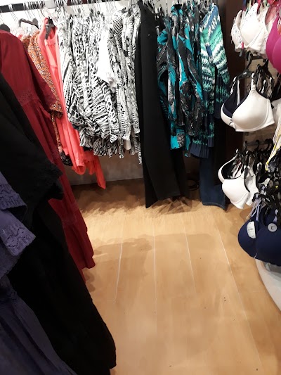 Photos of Mall Pumay