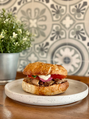 Opinii despre 70's Food Truck - Vintage Evenement în Montélimar - Restaurant