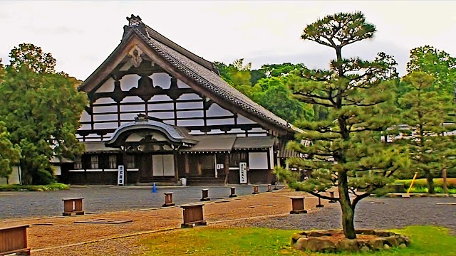 Rinzaishudaihonzantofuku Temple