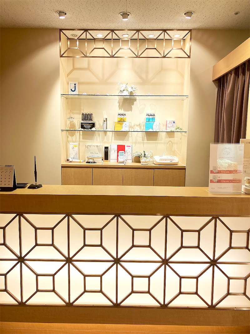 ラ・パルレ 梅田本店