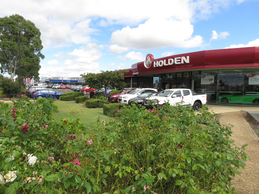 Mantello Holden Roxburgh Park