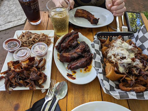 Blue’s on Franklin Smokehouse & Bar - Thumbnail