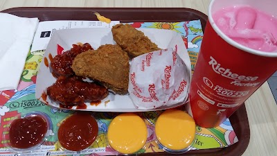 Photos of Richeese Factory Medan