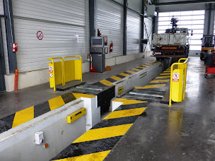 Photo n°11 de MG Location Services VI à Saint-Romain-de-Popey (Agence de location de poids lourds)