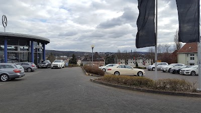 car-dealer