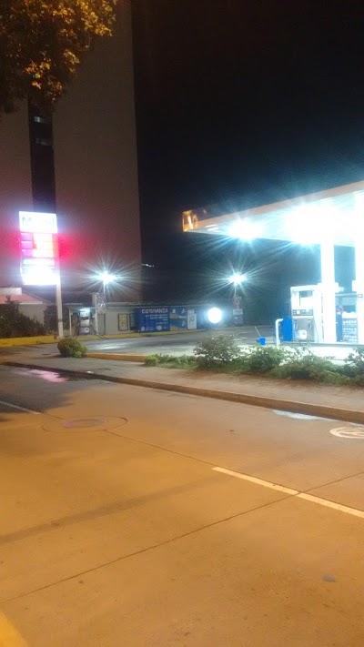 Photos of Mobil EDS La Isabela