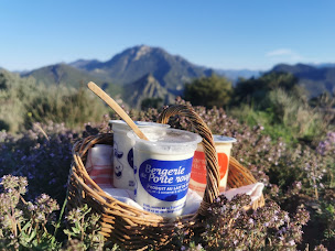 Photo n°3 de Bergerie de Porte Rouge à Levens (Élevage laitier)