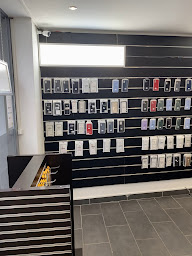 Photo n°2 de Espace Multimedia à Auneau-Bleury-Saint-Symphorien (Magasin d'électronique)