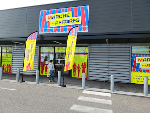 Photo n°5 de Marché aux affaires Moissac à Moissac (Magasin d'ameublement et de décoration)