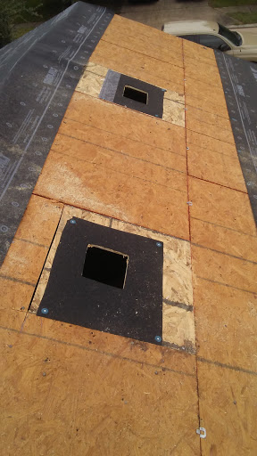 E & E Roof Master's and More LLC - Thumbnail