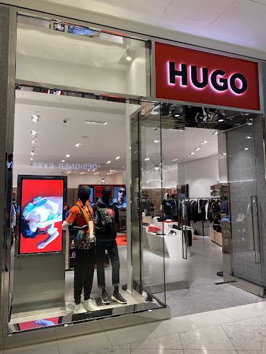 HUGO Store - Visual