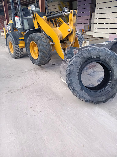 Tire Road Service 24/7 Mobile Tire Shop