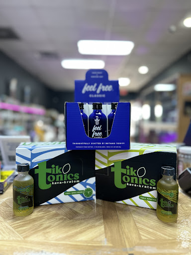 TOBACCO TOWN // VAPE, DELTA, KRATOM AND MORE Gallery - United States