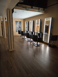 Photo n°2 de STAR EVENTS COIFFURE à Cannes (Salon de manucure)