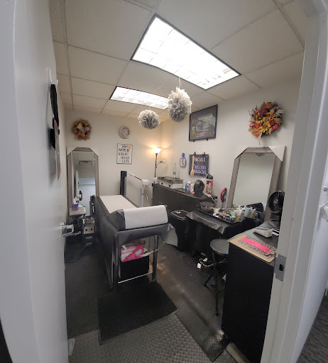 Elegancia Facials and Waxing LLC