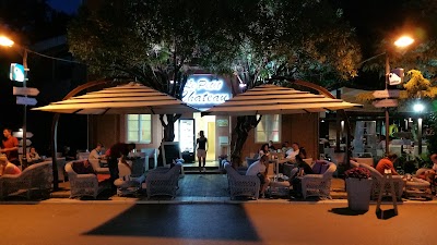 Photos of Le Petit Chateau Restoran