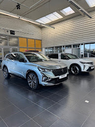 Photo n°2 de RENAULT MIRANDE à Mirande (Vendeur de voitures d'occasion)