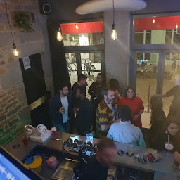 Photo n°13 de BizTwoFly bar à Lyon (Disc-jockey)