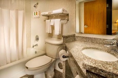 Photos of Pear Tree Inn Kansas City Overland Park