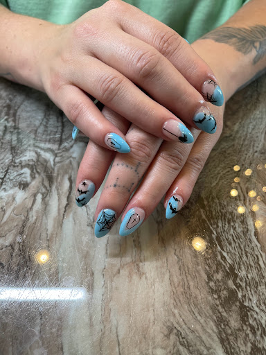 SUITE NAILS - Visual