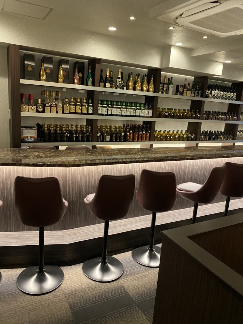 西中島ラウンジ Tirare