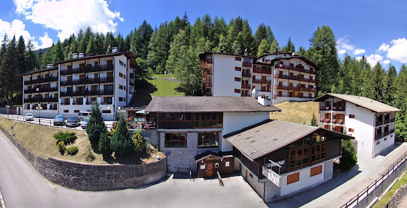 Hotel Splendor Strada Madonna delle Nevi, 3, 38025 Folgarida TN, Italia