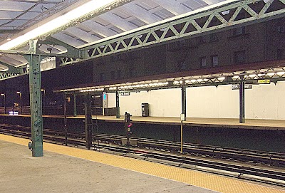 215 Street Station