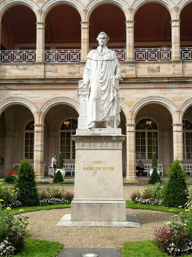 Maxbrunnen - Visual