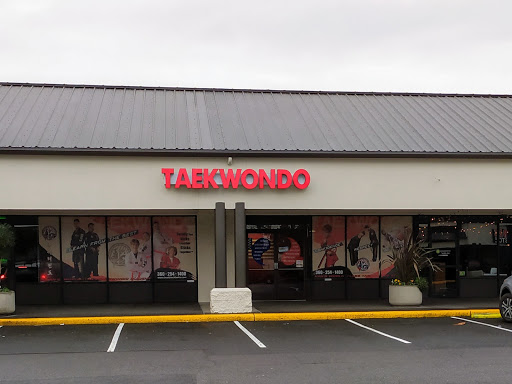 Han's World Class Taekwondo Academy. Mill Plain - Thumbnail