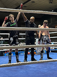 Photo n°16 de FIGHT-CLUB 26 * Team de MMA * PANCRACE * K1 rules * MUAY~THAI * KICK~BOXING * à Romans-sur-Isère (Salle de boxe thaïlandaise)