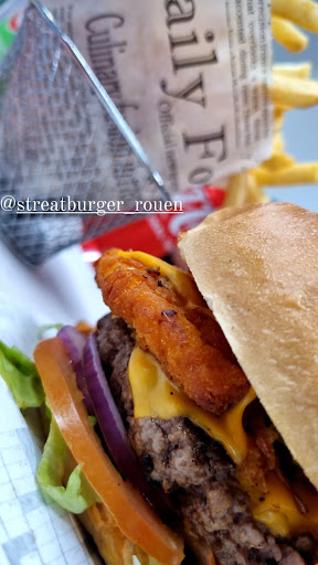 Photo 2 - Str’eat burger