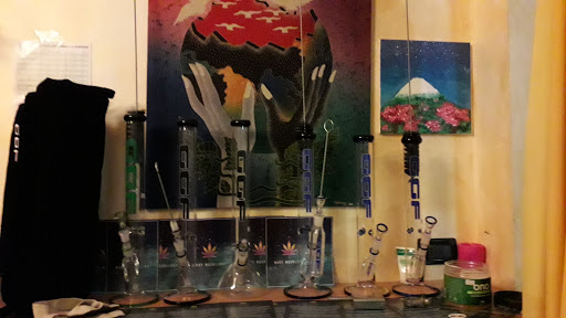 Mary Moonlight - Pianeta Verde [ Growshop - Hempshop - Smokeshop ] -- SGM - Milano -- - Thumbnail