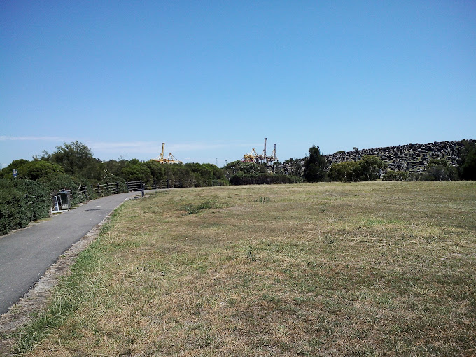 Yarra Bay Bicentennial Park, 17/21 Kooringai Ave, Australia