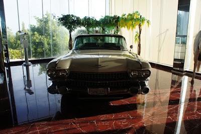 Photos of Complex "Classic" Boutique Showroom View Point