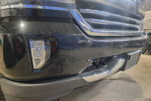 Daly's Paintless Dent Repair - Thumbnail