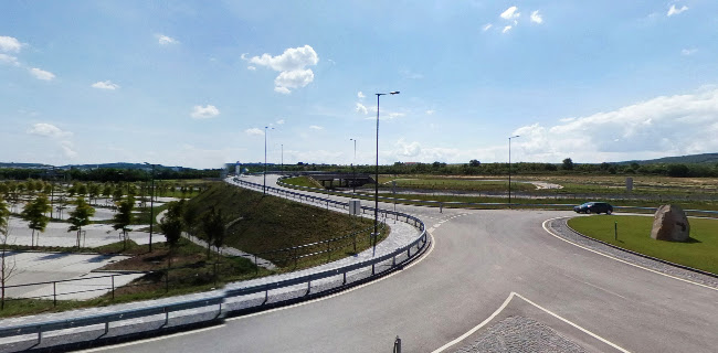 Telefonszám: Tópark ‘BE MY CITY’ Iroda- és Lakópark