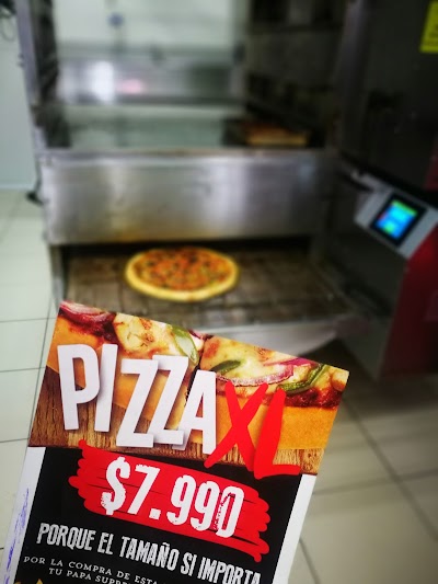 Photos of Pizza Hut Barrio Ingl&eacute;s