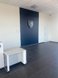 Photo n°3 de CS-Auto Peugeot à Courville-sur-Eure (Concessionnaire Peugeot)