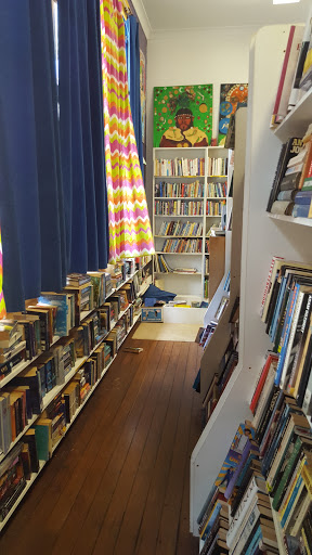 Zee Bookshop, Exchange and Consultancy