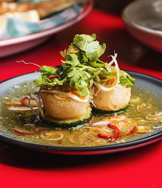 Ve La Thai Fine Dining Restaurant & Wine by null