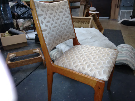 Van's Upholstery - Thumbnail