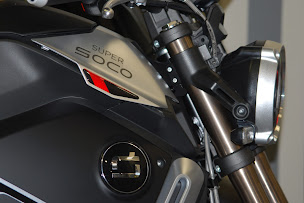 Photo n°44 de ️ CTM Motos - Centre de montage agréé Allopneus à Frépillon (Concessionnaire de motos d'occasion)