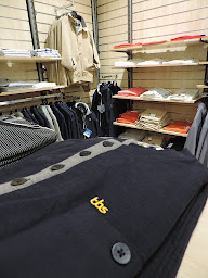 Photo n°13 de Le Moussaillon Mode Marine à Concarneau (Magasin de vêtements pour femmes)