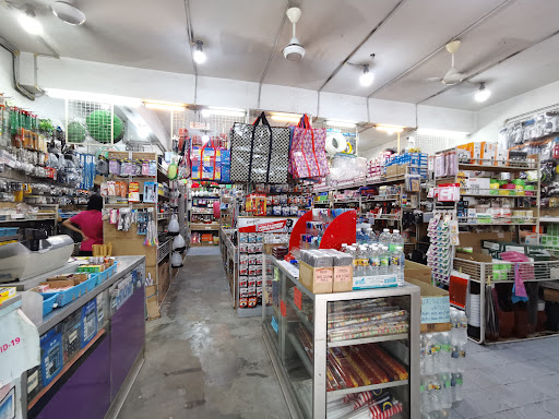 100% Super Shop