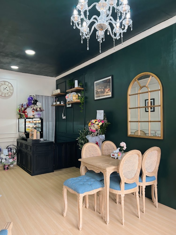 La Vie Est Belle Cafe Jepara