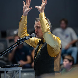 Photo n°15 de Yoan CROUZILLAT (SASU) à Toulouse (Disc-jockey)