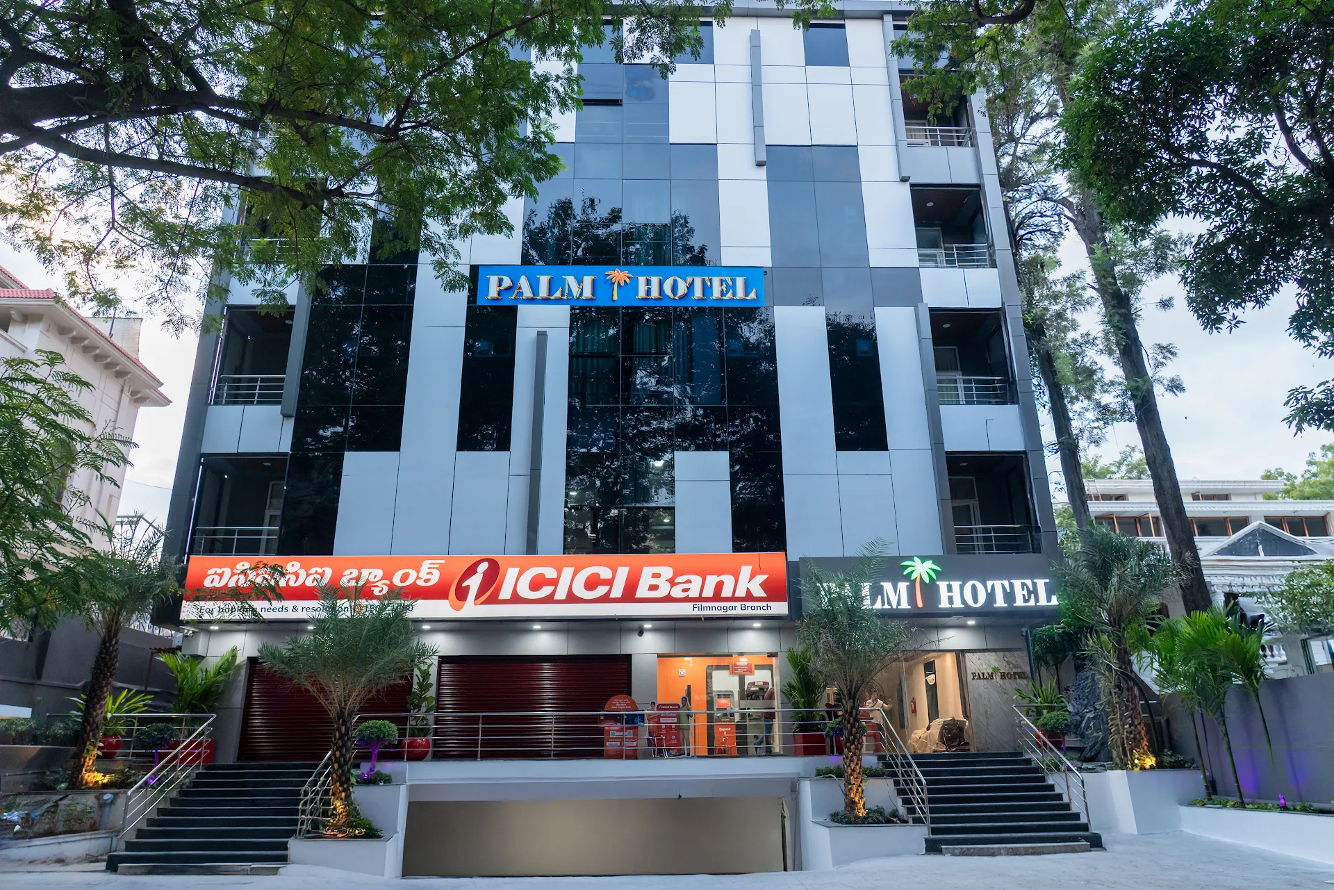 Palm Tree Hotel