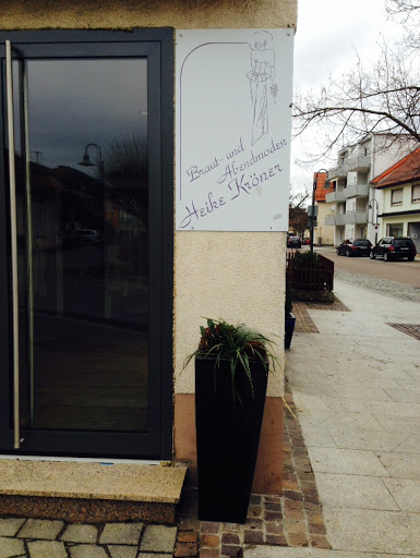 Kröner Braut & Festmode Gallery - Germany